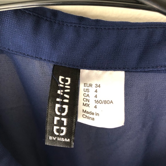 H&M Flowy collared button up navy blue dress - Picture 3 of 5